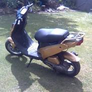 PGO Hot 50 før og efter styrt