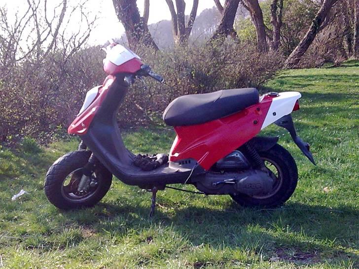 PGO Hot 50 billede 3