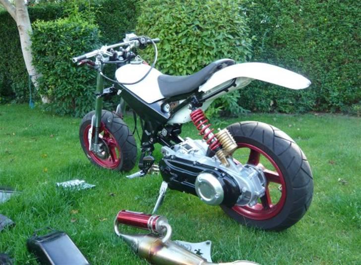 Suzuki Street magic billede 3