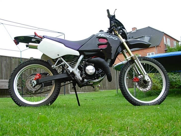 Suzuki Rmx billede 4