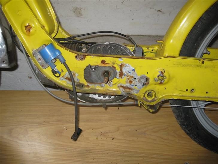 Piaggio Ciao Racer Solgt - igang med at skille den ad  billede 2