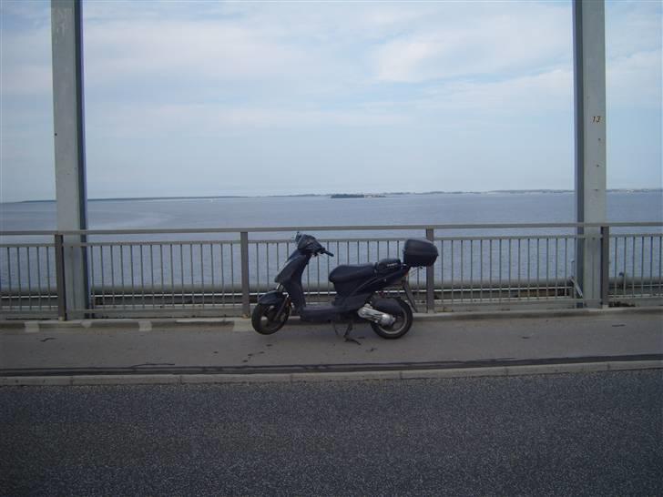 Kymco Agility 50 - Dronning Alexsandrines bro (Mønbroen) billede 4