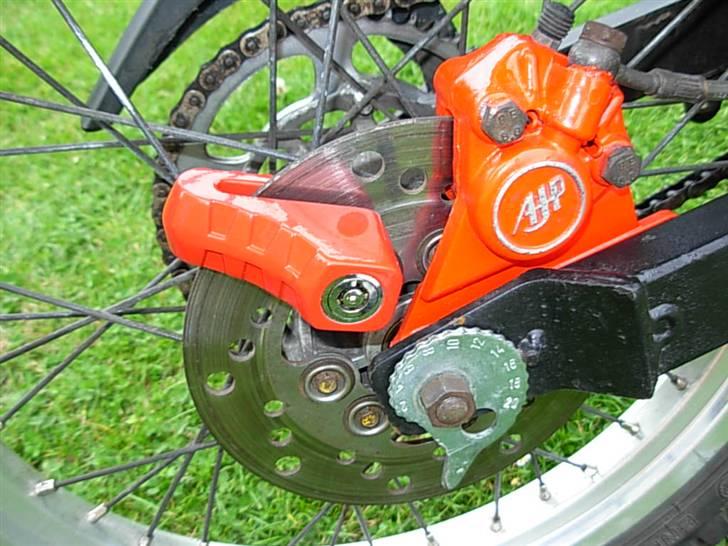 Suzuki Rmx - Med sådan en lås er den sgu svær at stjæle billede 15