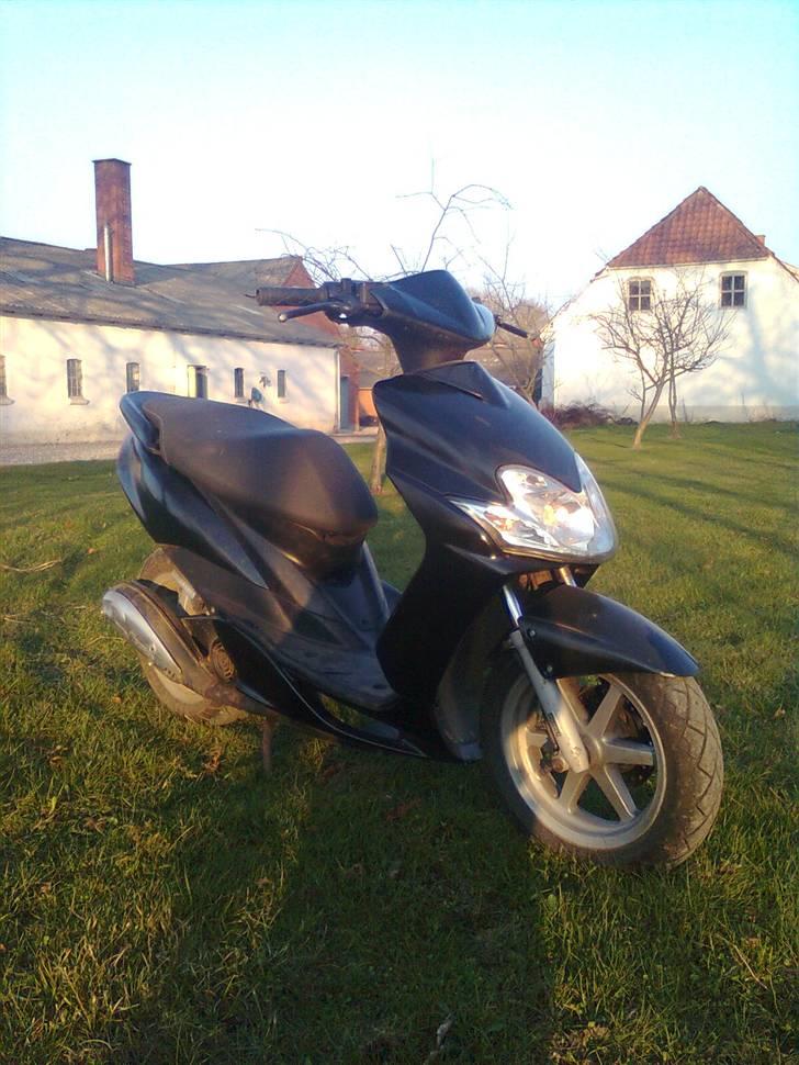 Yamaha jog r  (Solgt) billede 1