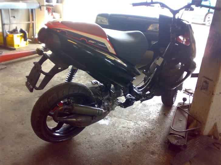 Aprilia sr50 AC solgt billede 4