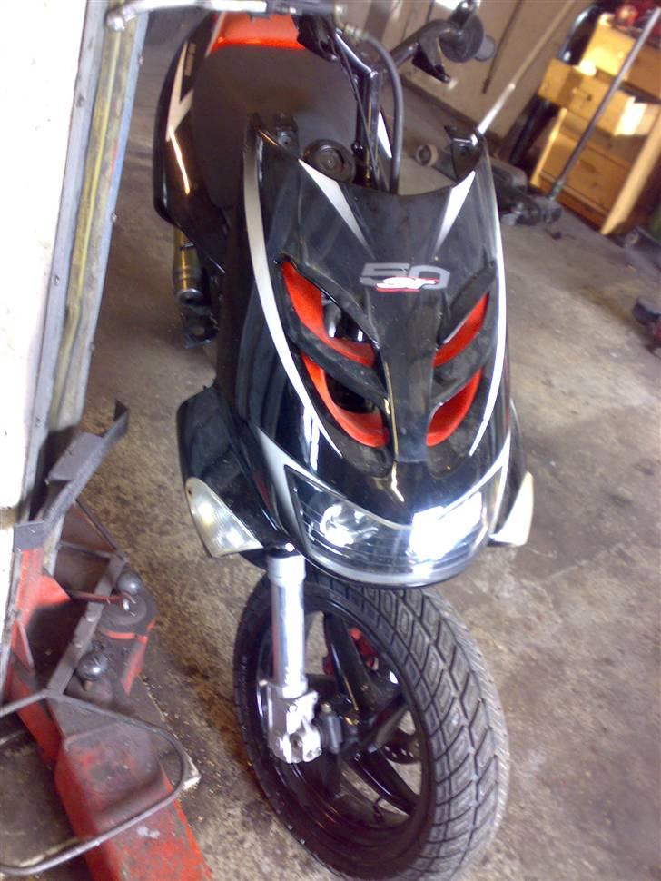 Aprilia sr50 AC solgt billede 8