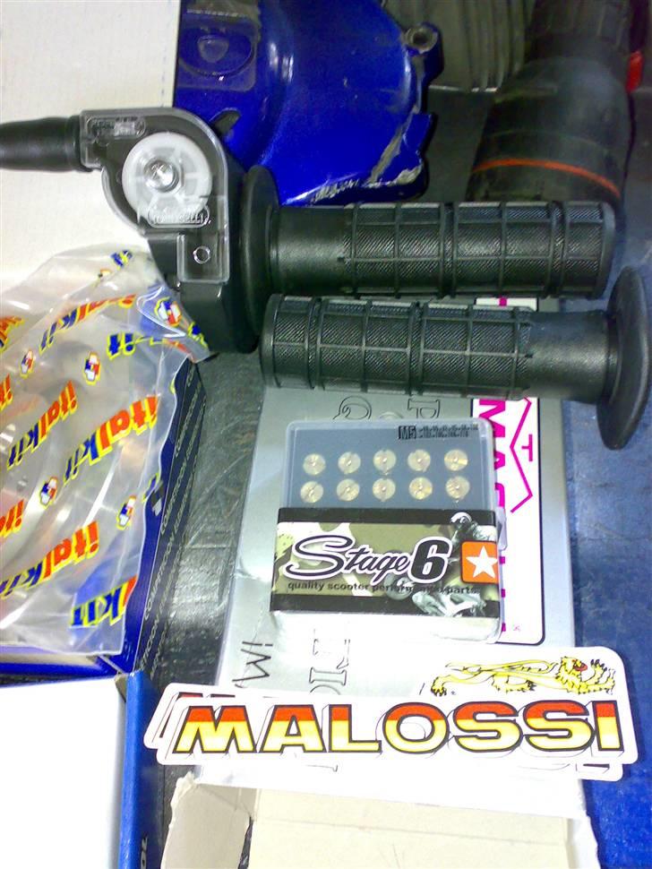 Aprilia sr50 AC solgt billede 12