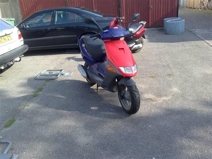 Aprilia SR50 solgt billede 2