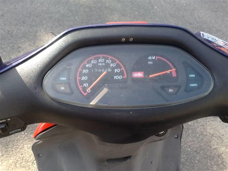 Aprilia SR50 solgt billede 5