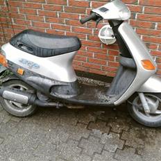 Piaggio Zip 30