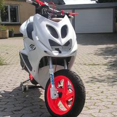 Yamaha aerox lc Byttet