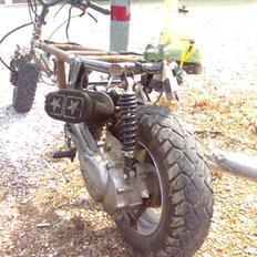 PGO ombygget puch hot 