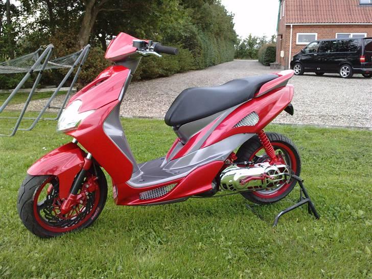 Yamaha Jog R/ Rox Solgt billede 4