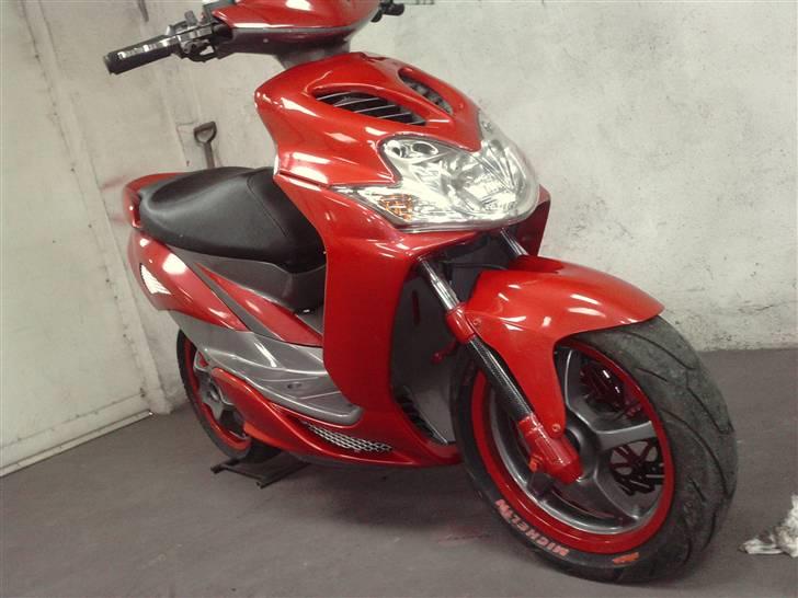 Yamaha Jog R/ Rox Solgt billede 17