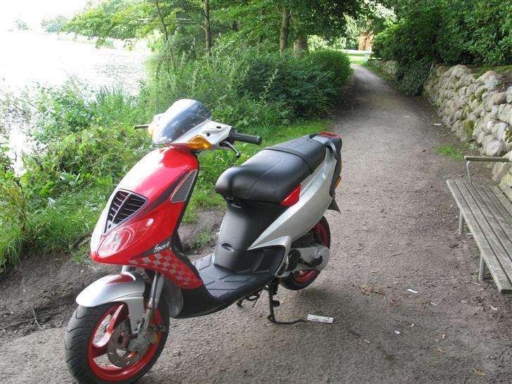 Piaggio nrg mc3 sport solgt billede 3