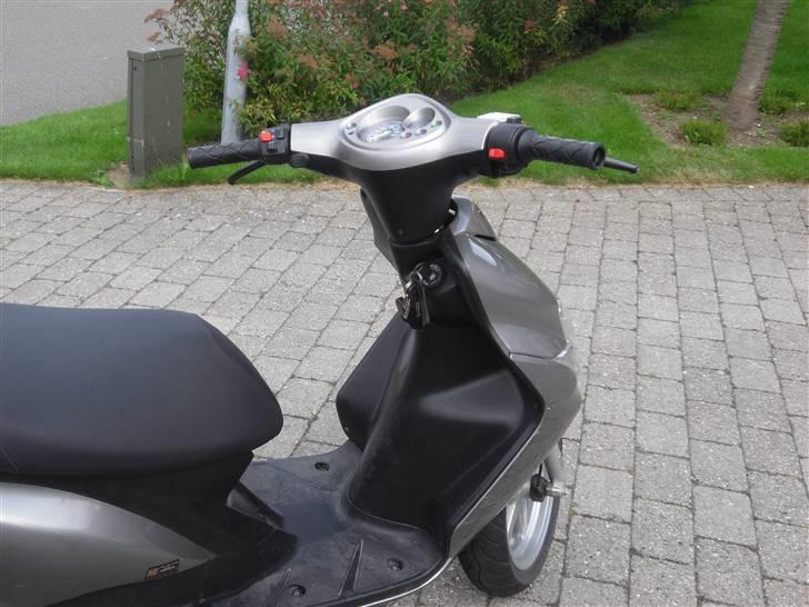 Yamaha Jog R SOLGT billede 7