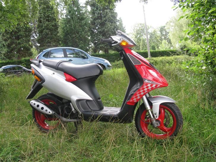 Piaggio nrg mc3 sport solgt billede 9