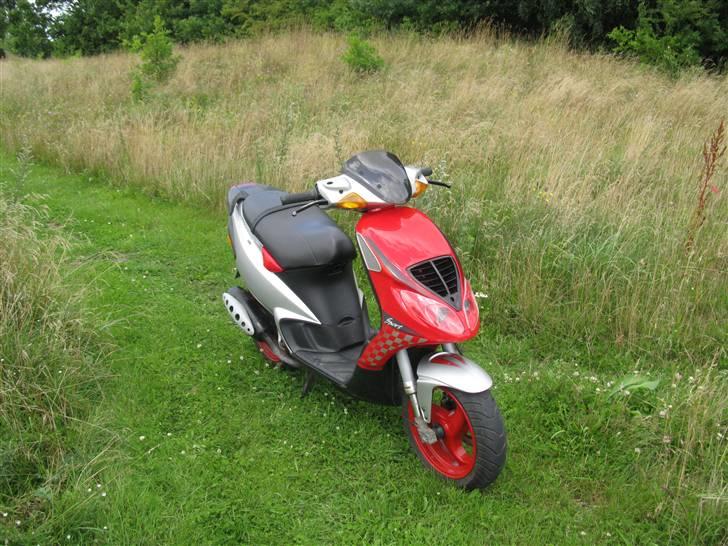 Piaggio nrg mc3 sport solgt billede 12