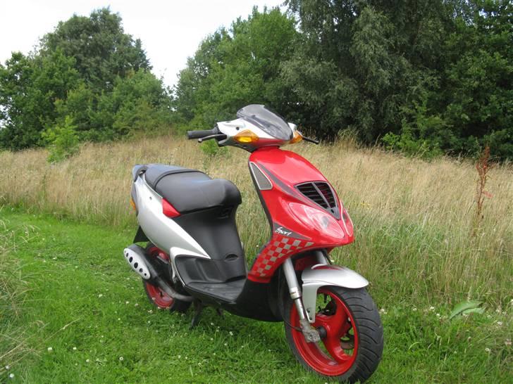 Piaggio nrg mc3 sport solgt billede 13