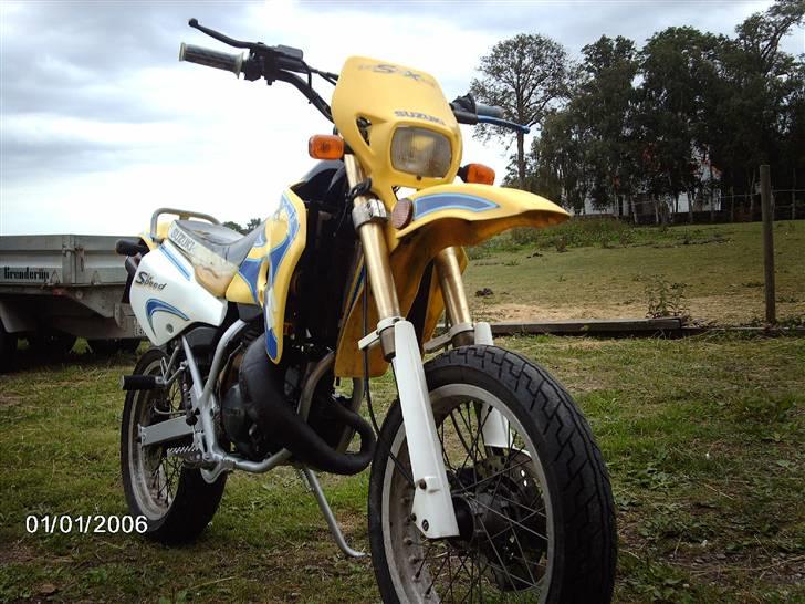 Suzuki Smx nyrenoveret solgt billede 6
