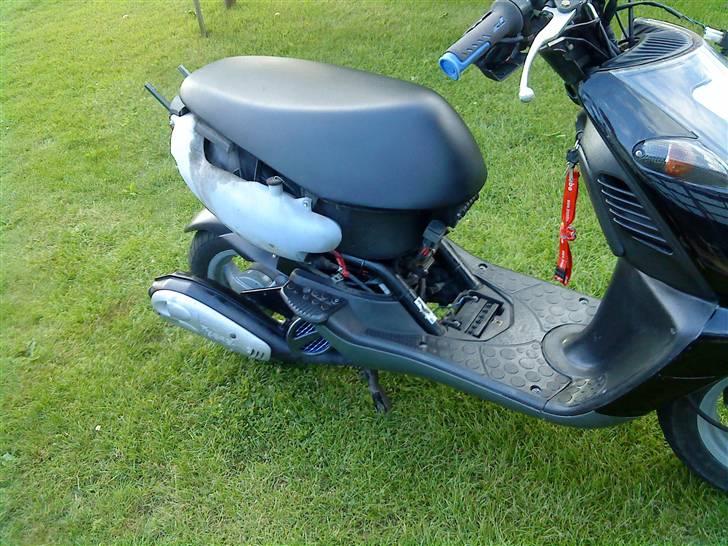 Aprilia Sonic - SOLGT - Havde den skilt lidt ad for at lavet rust på stel og bremselys. billede 18