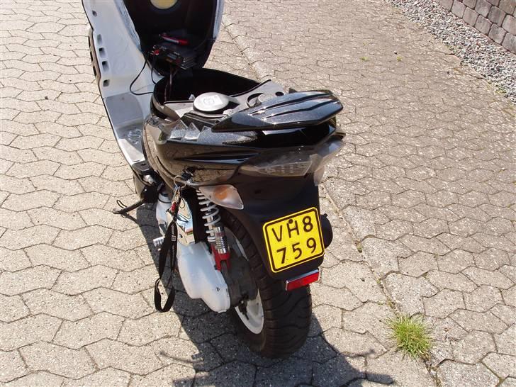 Peugeot Speedfight 2 > SOLGT < billede 16