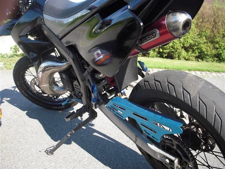 Derbi Senda SM X-treme  SOLGT - Det nye bagdæk er ikke monteret endnu :D. billede 1