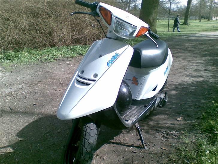 Yamaha Jog billede 1