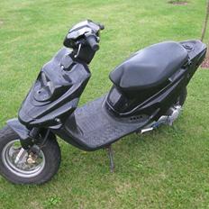 PGO Hot 50 (Dirtyèn)til salg