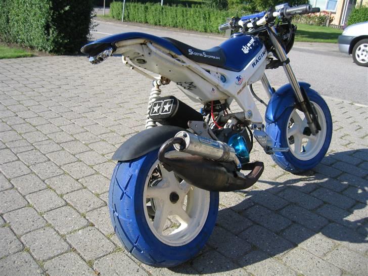 Suzuki Street (Byttet til tzr) - På med blå dæk. (nu) billede 17