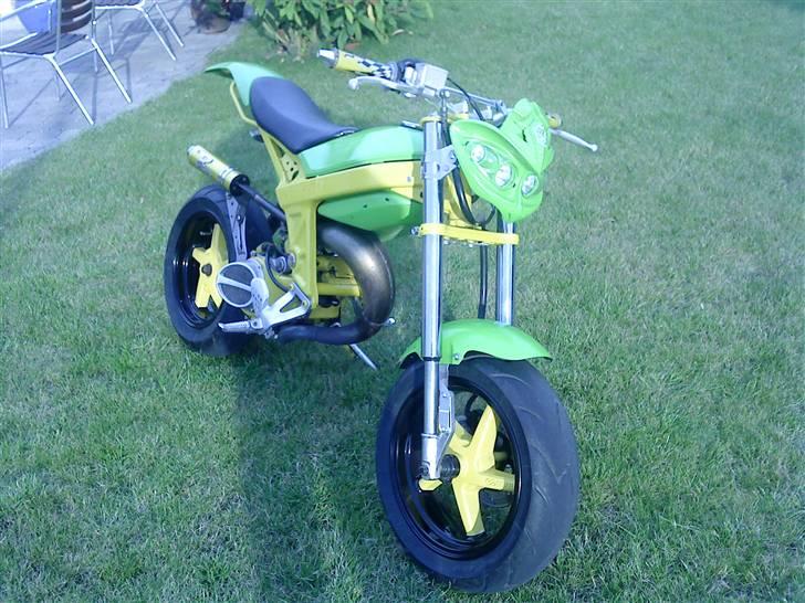 Suzuki Street Magic (Solgt) billede 1