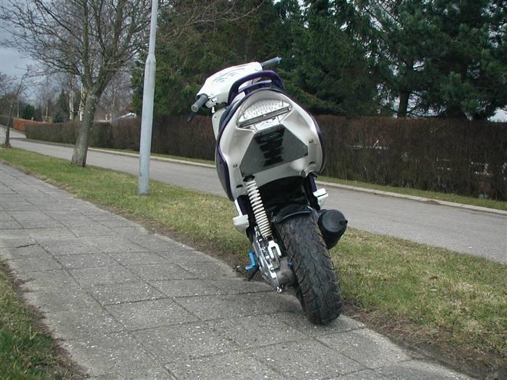 Aprilia Rally :: SOLGT :: billede 6