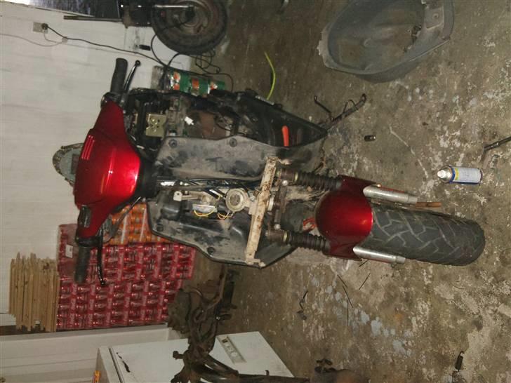 PGO Hot 50. SOLGT billede 9