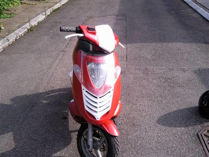 Aprilia sonic -//SOLGT//- billede 2