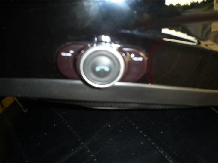 Skyteam monkey - min hjelm som der er bluetooth i så jeg kan høre musik og snakke med folk  billede 20