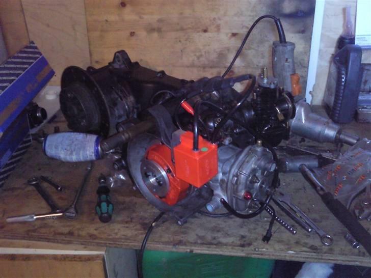 Yamaha aerox solgt i dele billede 8