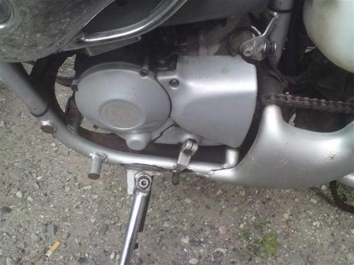 Aprilia classik 50 - Her mangler fodviler og gearskift^^ billede 2