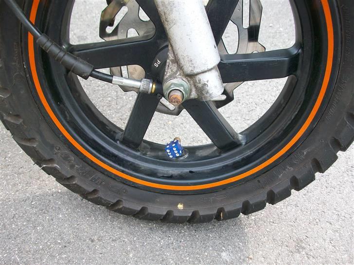 PGO Hot 50 / Tornado billede 4