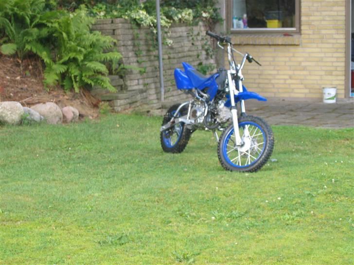 Jincheng Kina $Solgt$ billede 5