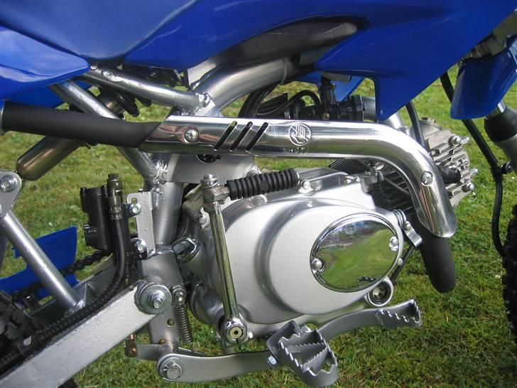 Jincheng Kina $Solgt$ billede 8