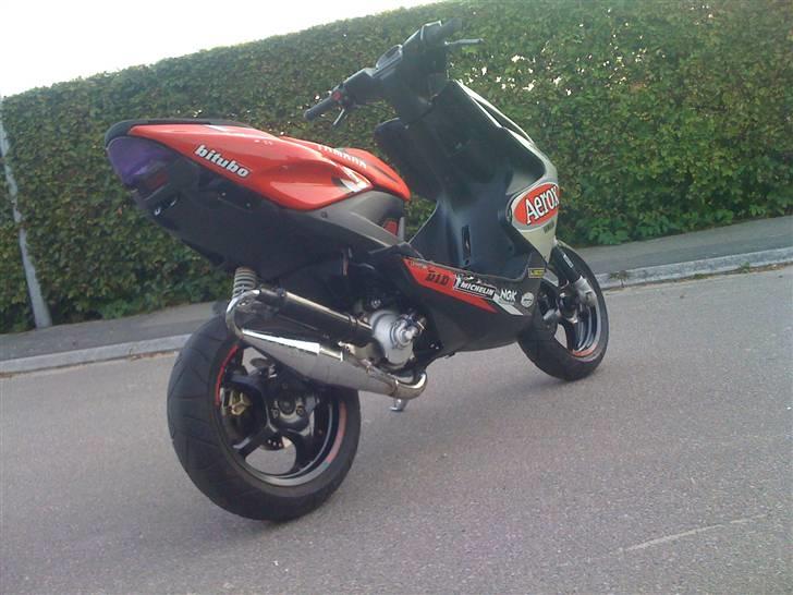 Yamaha Aerox S6 Racing SOLGT billede 4