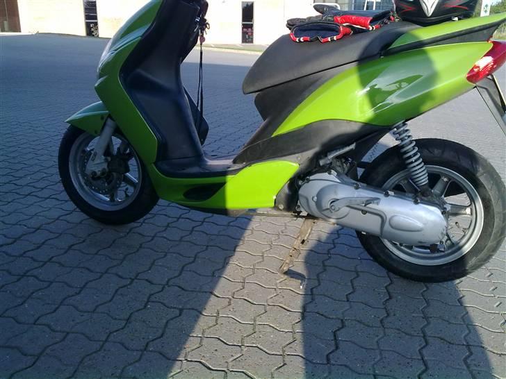 Yamaha Jog R LC Solgt billede 15