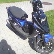 PGO Hot 50 Taget af Politi