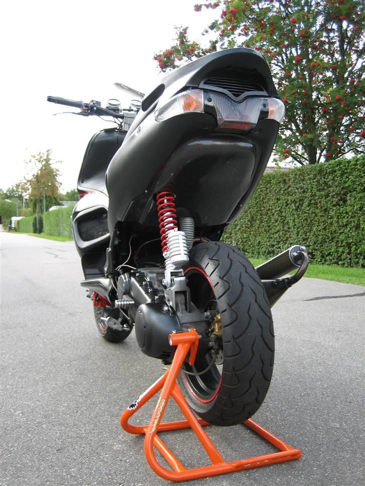 Gilera Runner SP DD - Og Ja Maveskjoldet er i Ægte Carbon ! :) billede 9