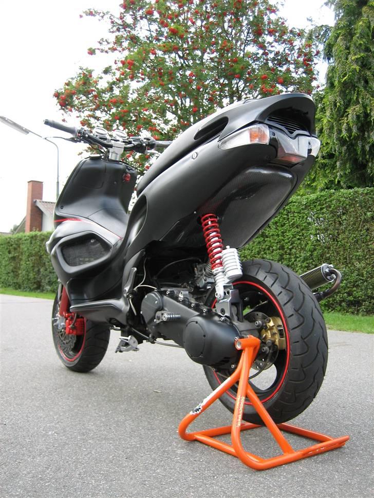 Gilera Runner SP DD - Og Ja Maveskjoldet er i Ægte Carbon ! :) billede 10