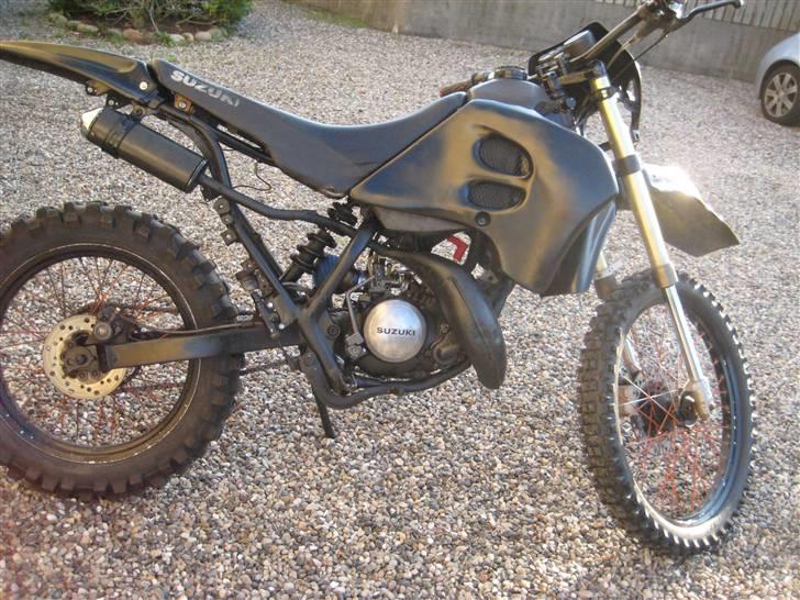 Suzuki RMX LC Byttet  - har sideskjoldene til atligge billede 2