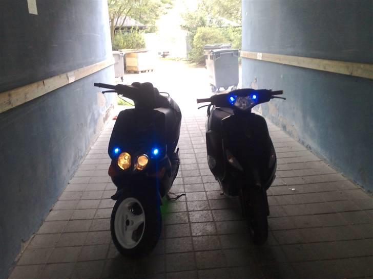 Peugeot speedfight 1 LC (STJÅLET) - og her har jeg lige fået lavet mit possitions lys billede 7