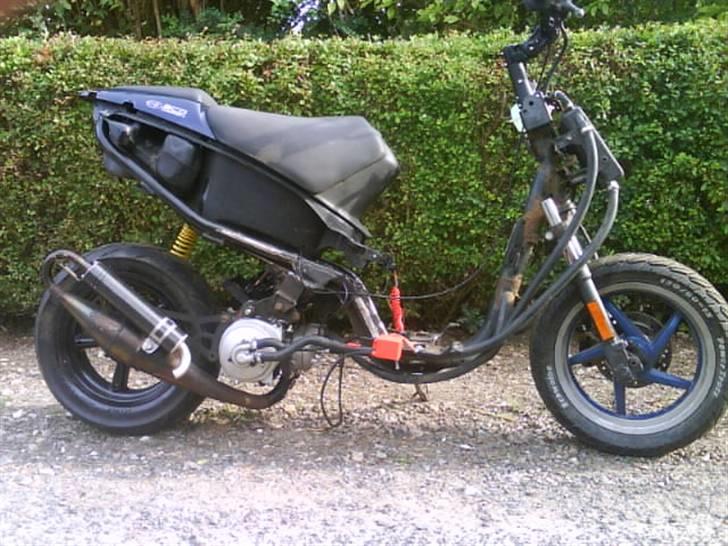 Aprilia sr50 *  *  stjålet ! billede 2