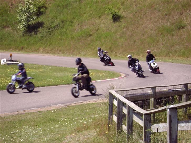 Aprilia sonic / sr50 (solgt) billede 9