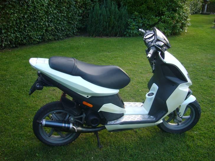 Piaggio Nrg Power *SOLGT* billede 5